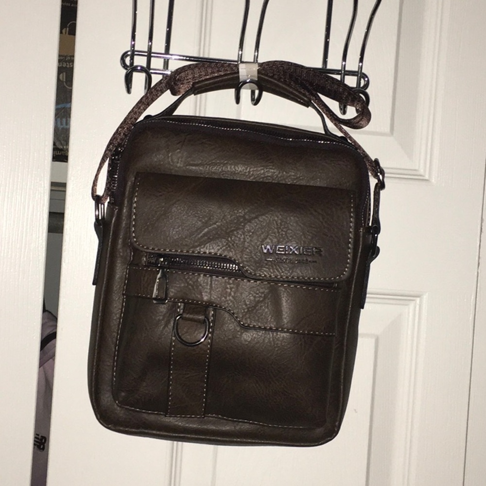Crossbody bag